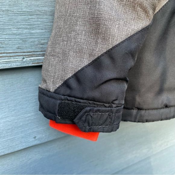 Carters Boys black gray and red zip up winter coat 4T - Picture 8 of 9
